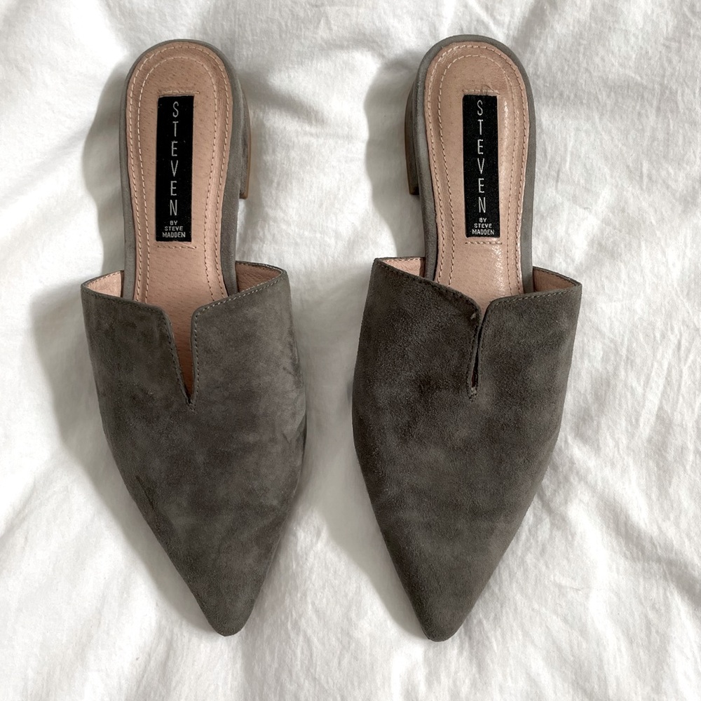 Steven gray suede pointed slides